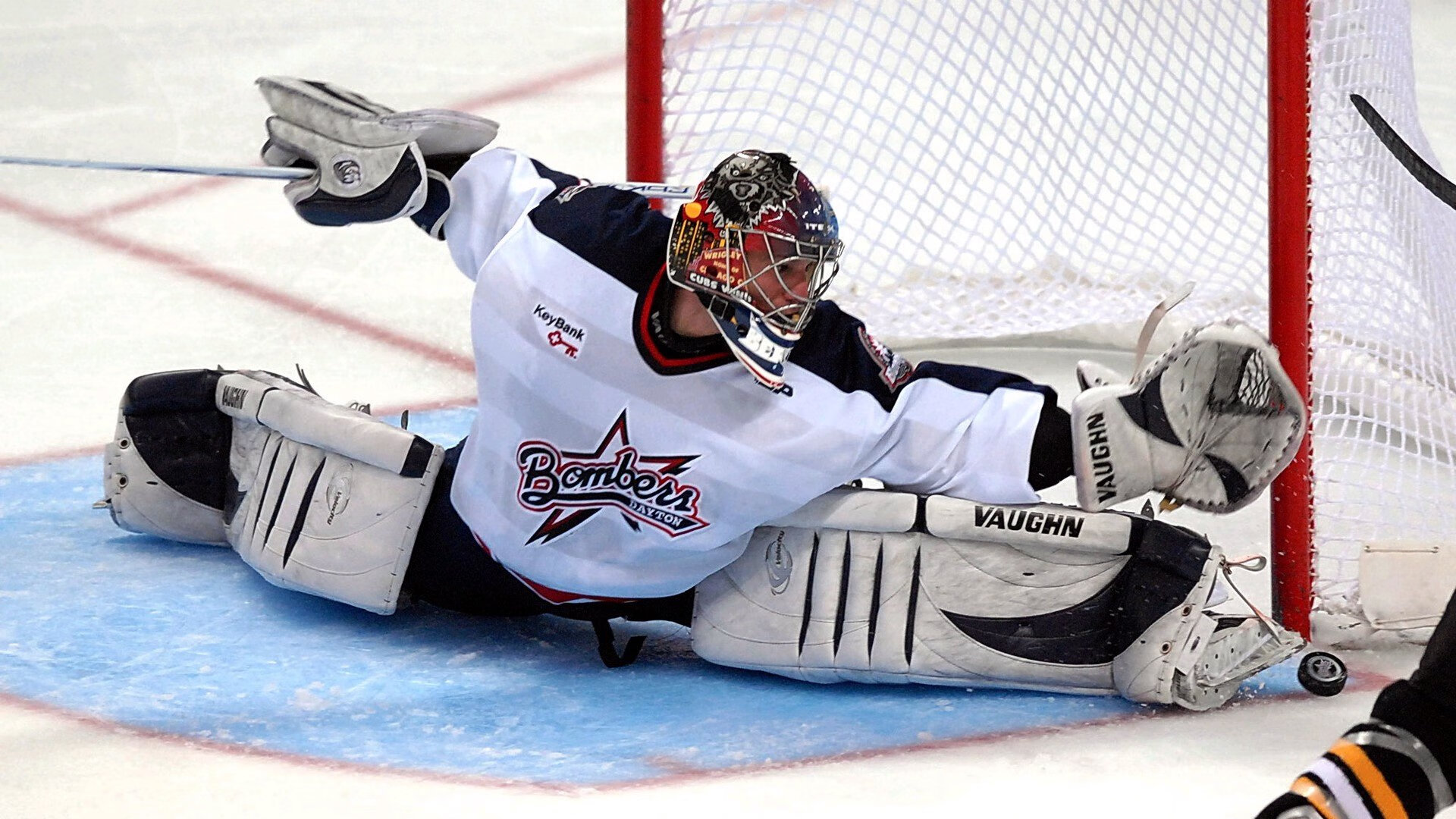 体育场馆维护人员培训提升场地保养水平,体育场馆维修养护内容